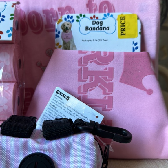 NWT DOG FEMALE SHIRT WITH MATCHING BANDANNA Born to sparkle, poop bags, & holder - Picture 6 of 8